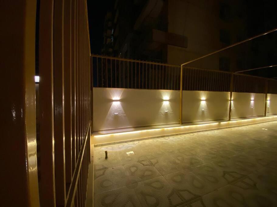Apartment Luxury 3 Bedrooms 2 Bathrooms *
