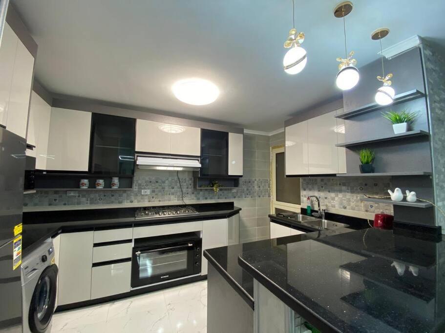 Luxury 3 Bedrooms 2 Bathrooms Apartamento